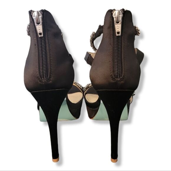 Betsey Johnson Blue Label SB-ADORE SZ 8.5 Pumps With Flower Rhinestones Heels - Picture 6 of 8